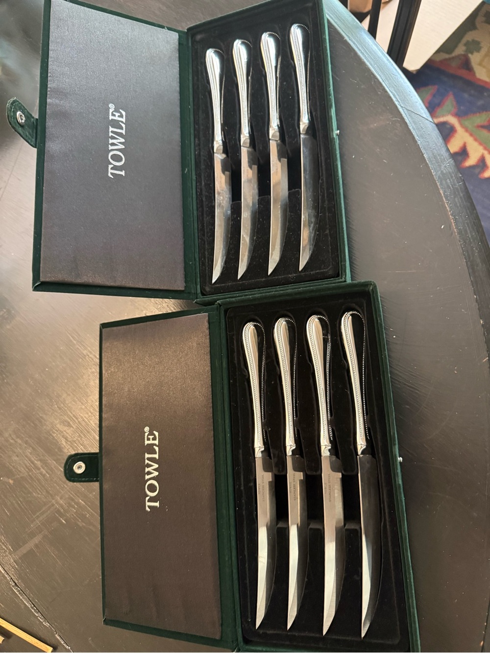 Towle set of 8 steak knives